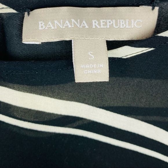 BANANA REPUBLIC  Striped oversized Blouse. - Picture 2 of 4